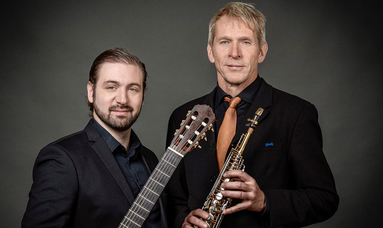 Två musiker. Fotografi.