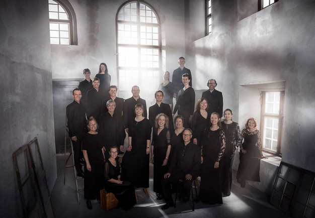 Stor kör. Fotografi.