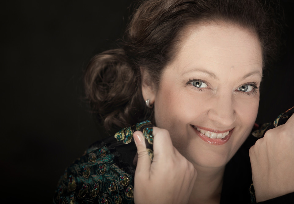 Stor grupp med musiker. Fotografi.