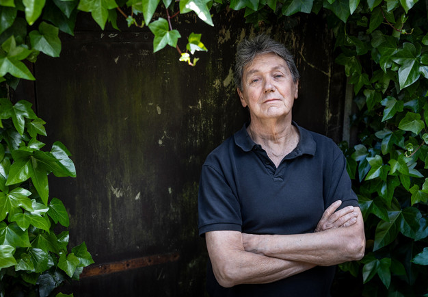 Närbild på man. Fotografi.